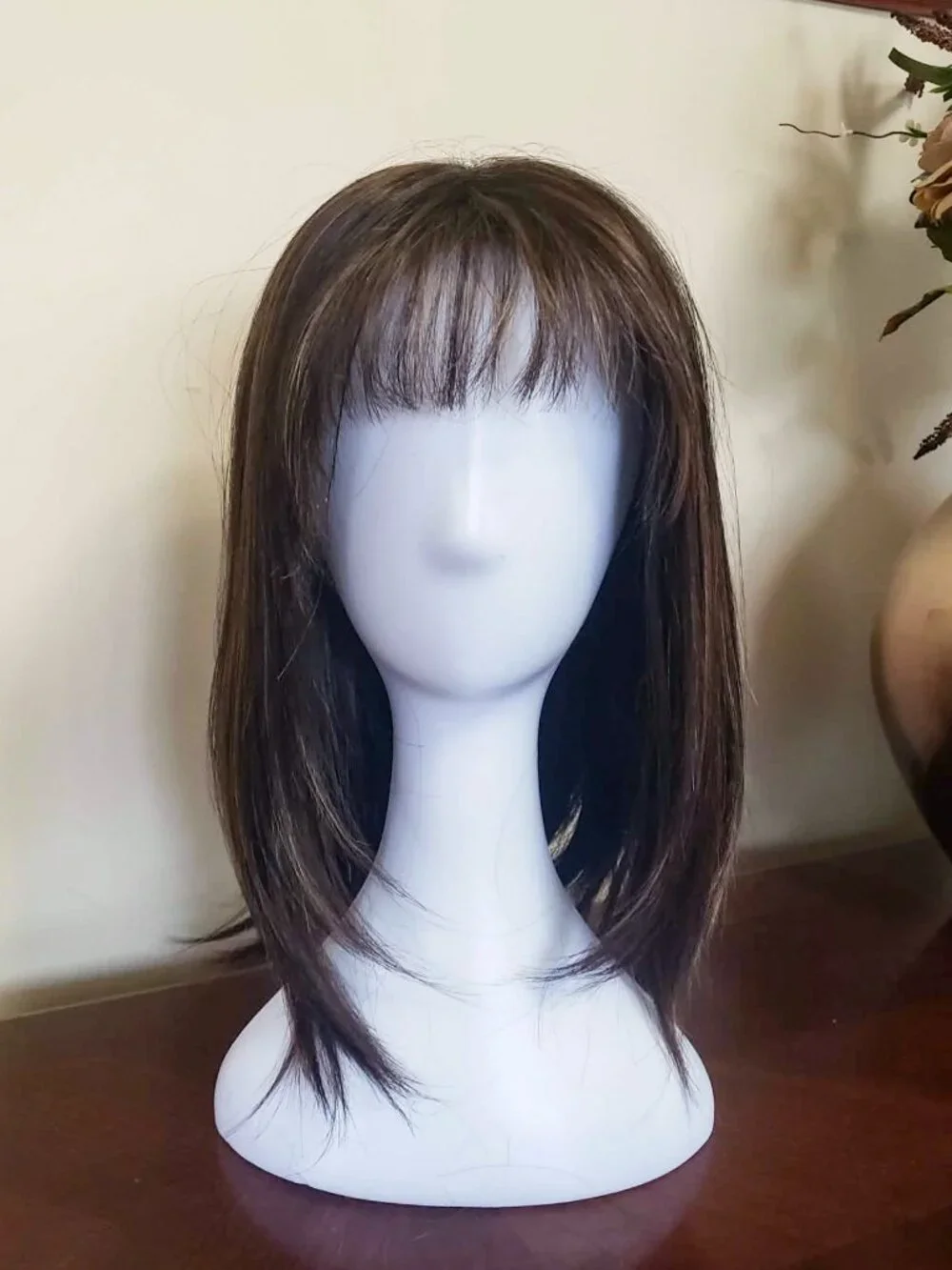 NORIKO SEVILLE Synthetic Wig w/ bangs trimmed - Chocolate Swirl - EUC